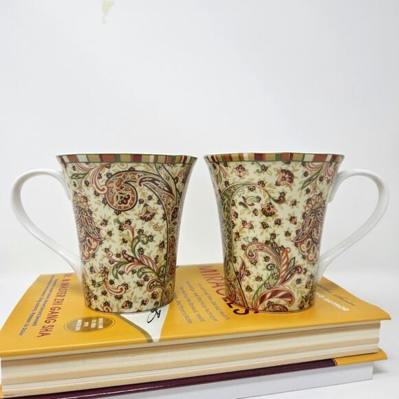 222 Fifth Fine China Maharana Paisley Fluted Porcelain Mug Set Of 2 C5 - Picture 1 of 5
